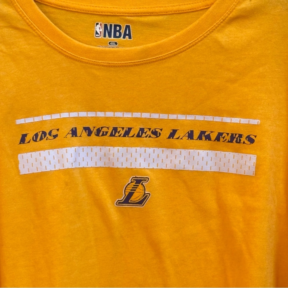 Men’s LA Lakers Long Sleeve Tee Shirt Size 4XL